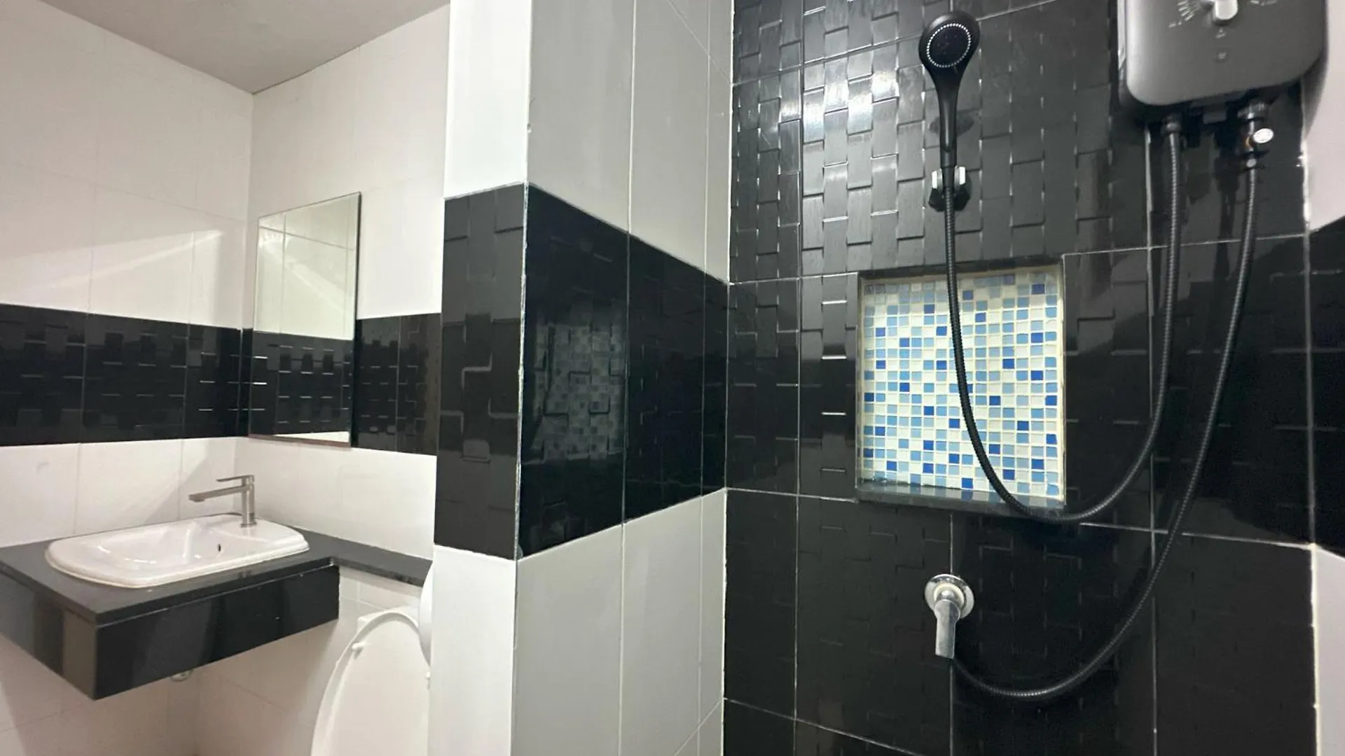 Blue Horizon Hostel By Blue Flow Phi Phi Adaları Tayland